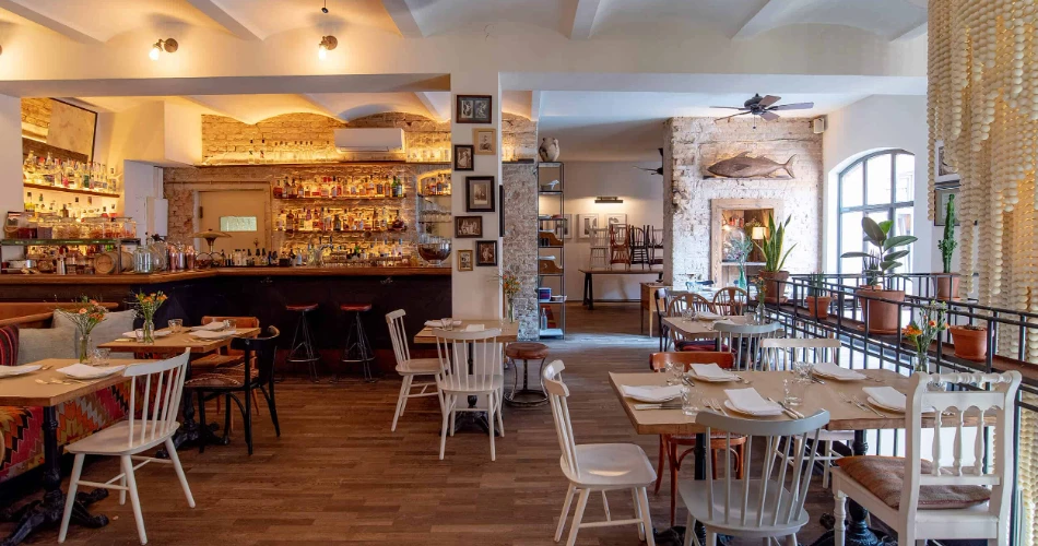 Best Restaurants in Berlin: A Food Lover’s Guide (Famous & Highly Rated)